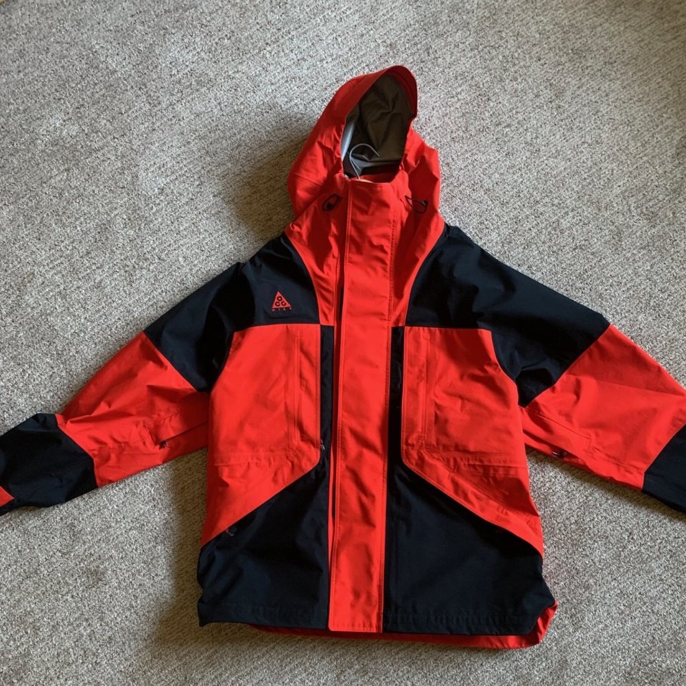 Nike ACG Goretex Jacket